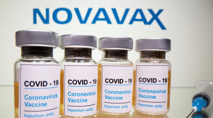 Novavax seeks approval in the United States for a COVID vaccination booster